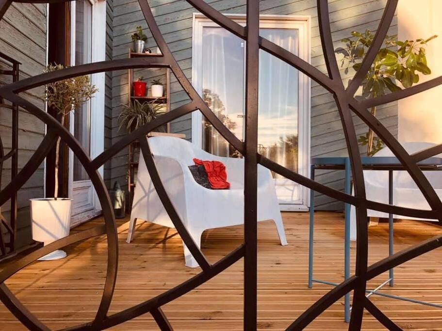Entre Ventoux Et Luberon, Appartement Dans Maison. Malemort-du-Comtat Экстерьер фото